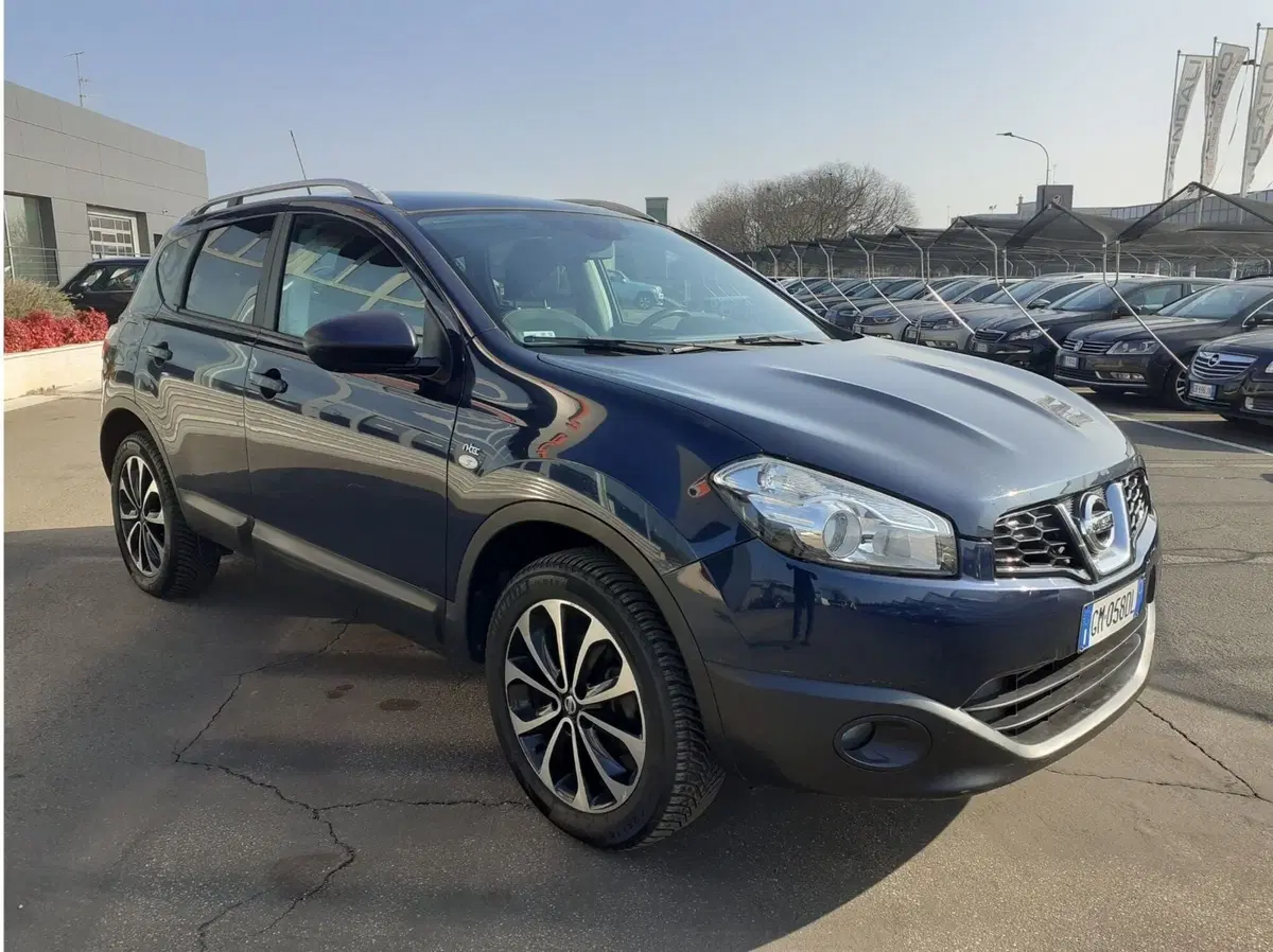 Nissan Qashqai usata a Modena (2)