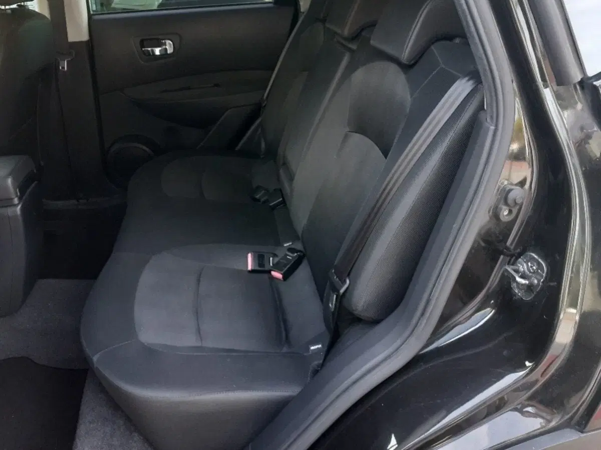 Nissan Qashqai usata a Modena (9)