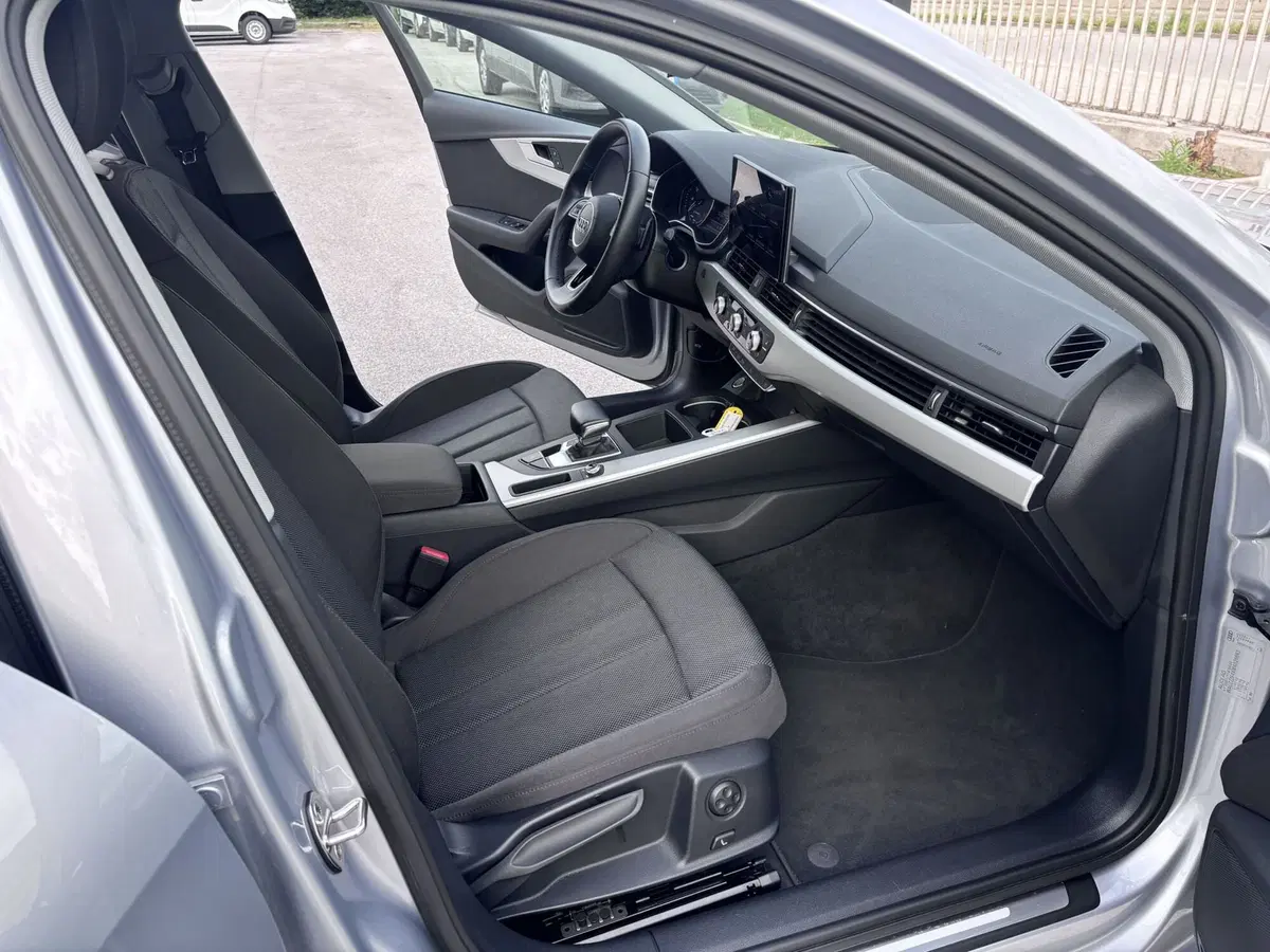 Audi A4 Avant usata a Ancona (11)