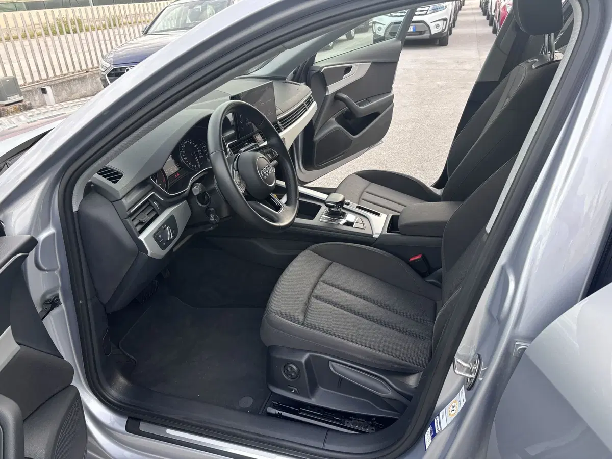 Audi A4 Avant usata a Ancona (8)