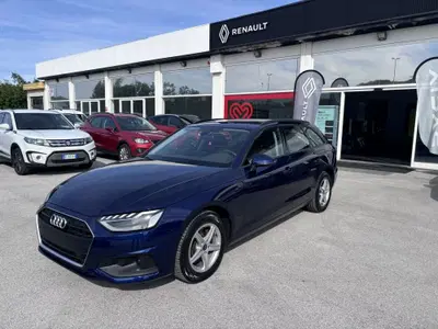 Audi A4 Avant 40 g-tron S tronic Business del 2023 usata a Jesi