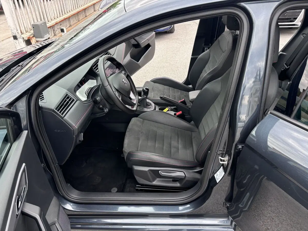 SEAT Ibiza usata a Ancona (9)