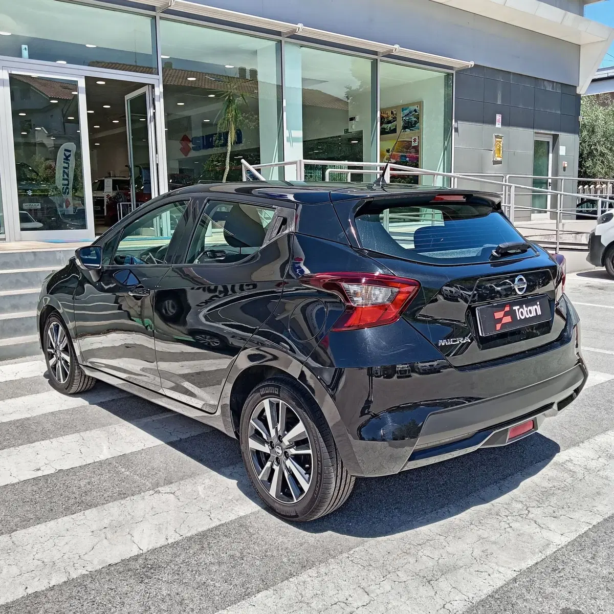 Nissan Micra usata a L'Aquila (12)