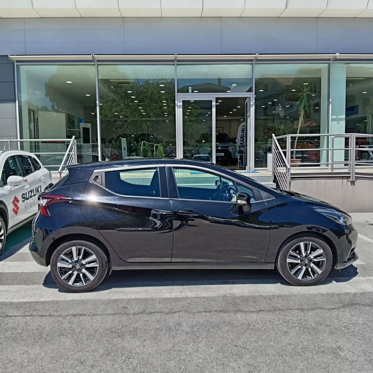 Nissan Micra usata a L'Aquila (4)