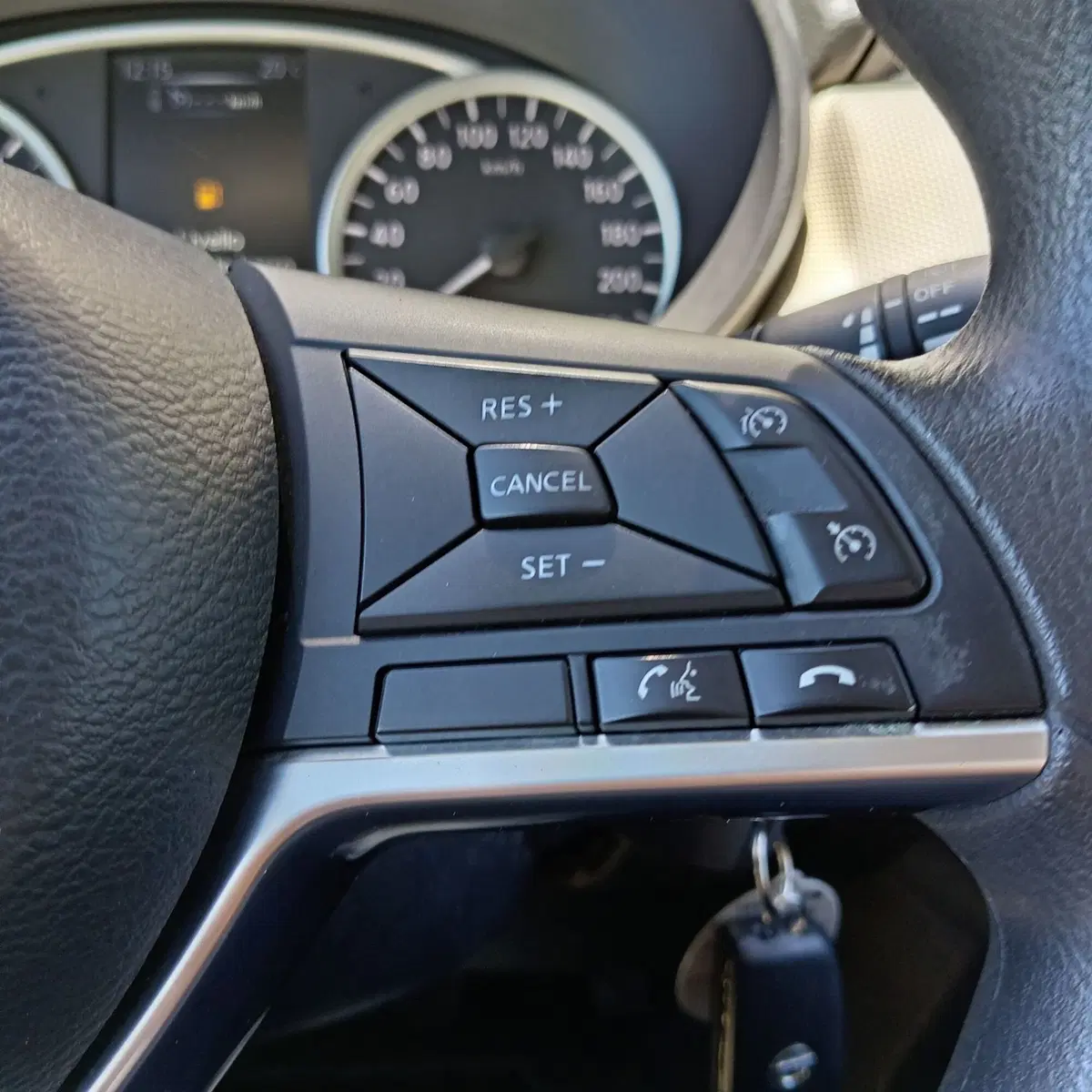 Nissan Micra usata a L'Aquila (6)