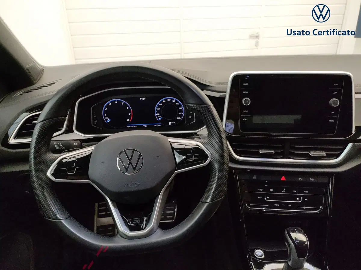 Volkswagen T-Roc usata a Varese (12)