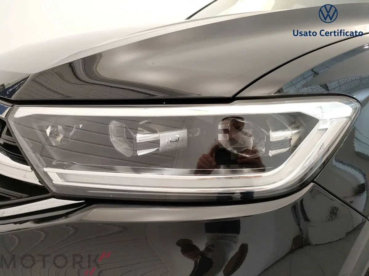 Volkswagen T-Roc usata a Varese (7)