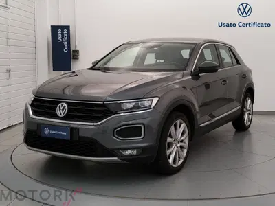 Volkswagen T-Roc 1.5 TSI ACT DSG Style BlueMotion Technology del 2019 usata a Busto Arsizio
