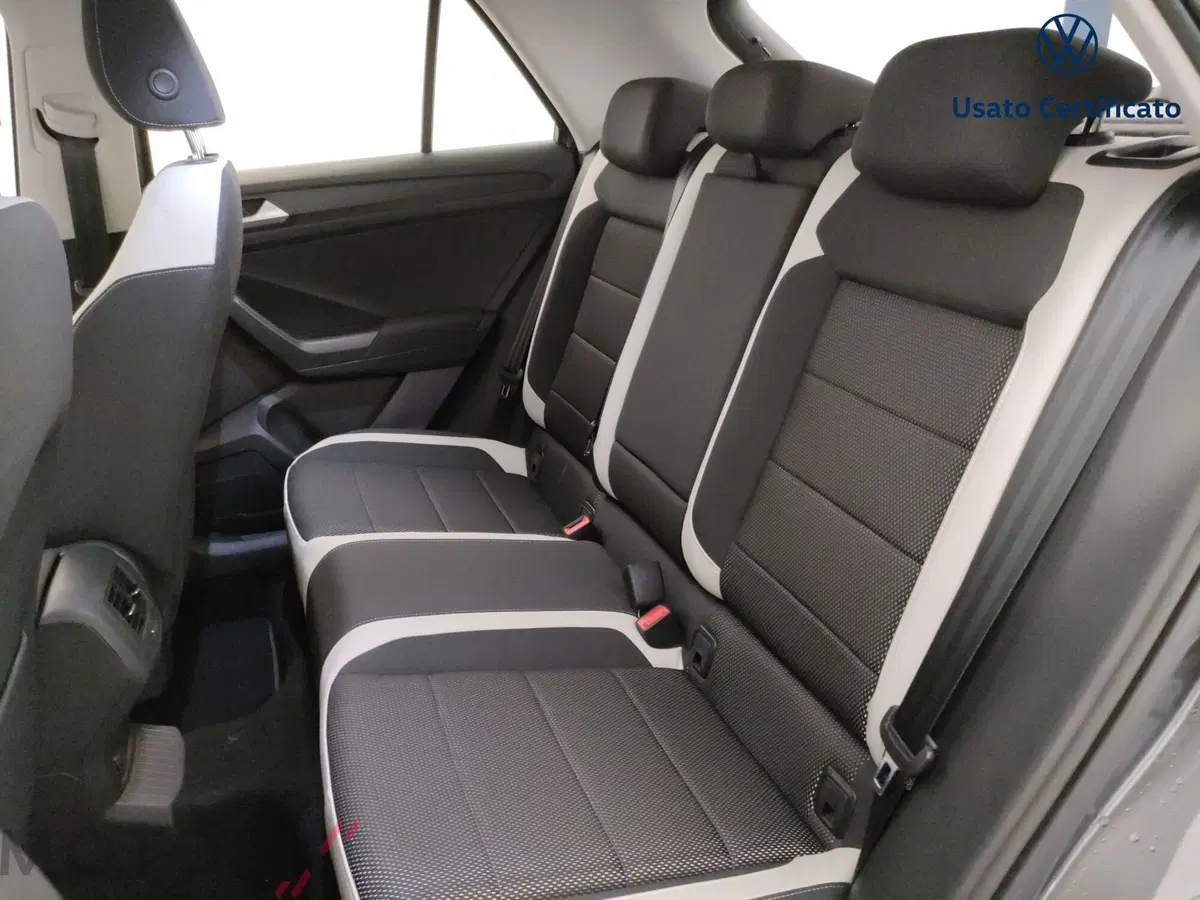 Volkswagen T-Roc usata a Varese (10)