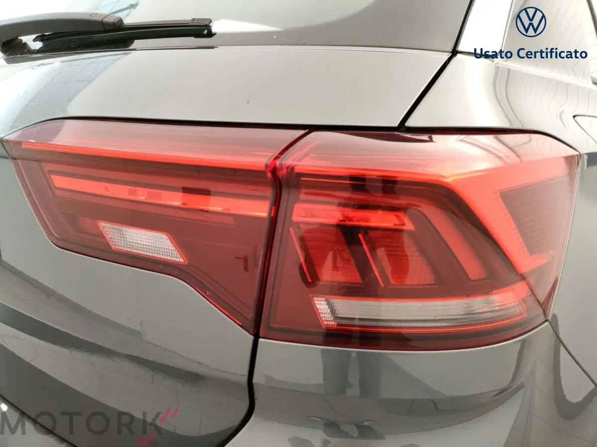 Volkswagen T-Roc usata a Varese (8)