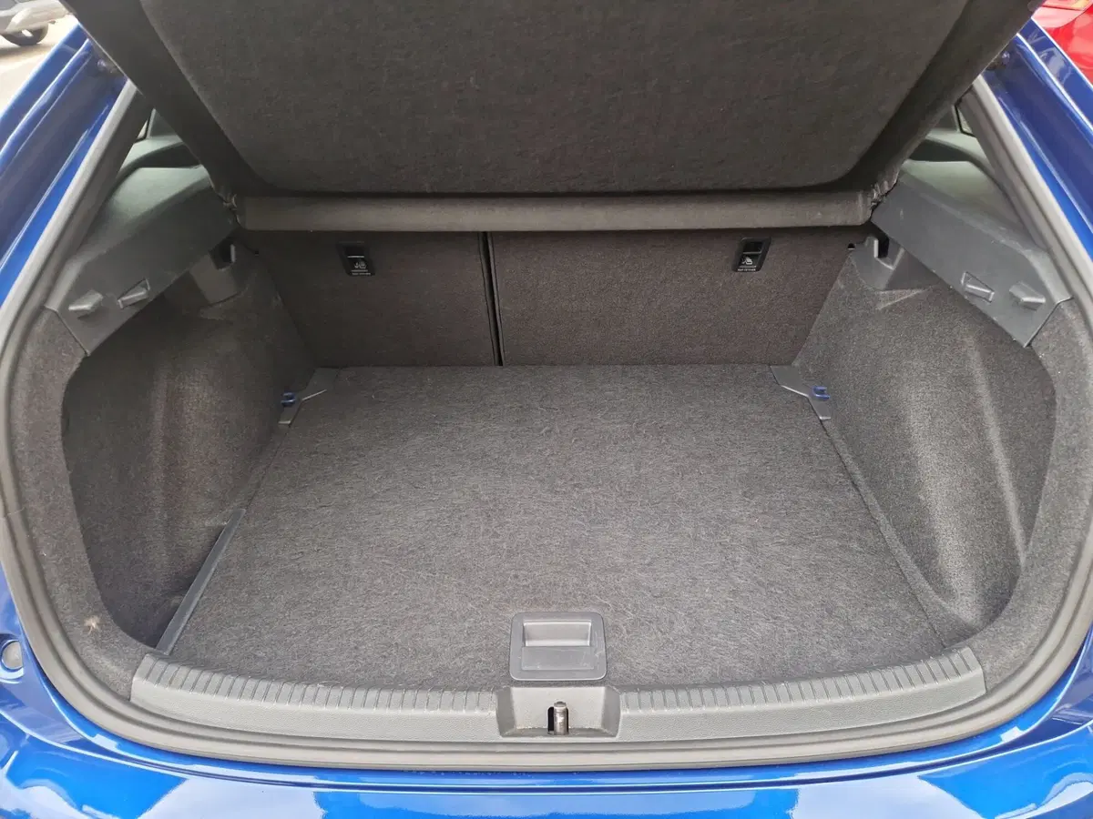 Volkswagen Taigo usata a Siena (12)