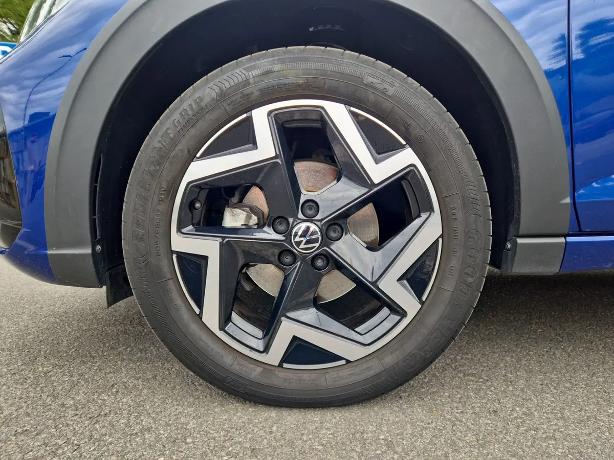Volkswagen Taigo usata a Siena (9)