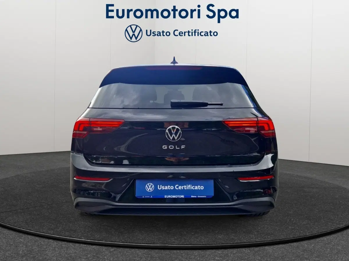 Volkswagen Golf nuova a Siena (4)