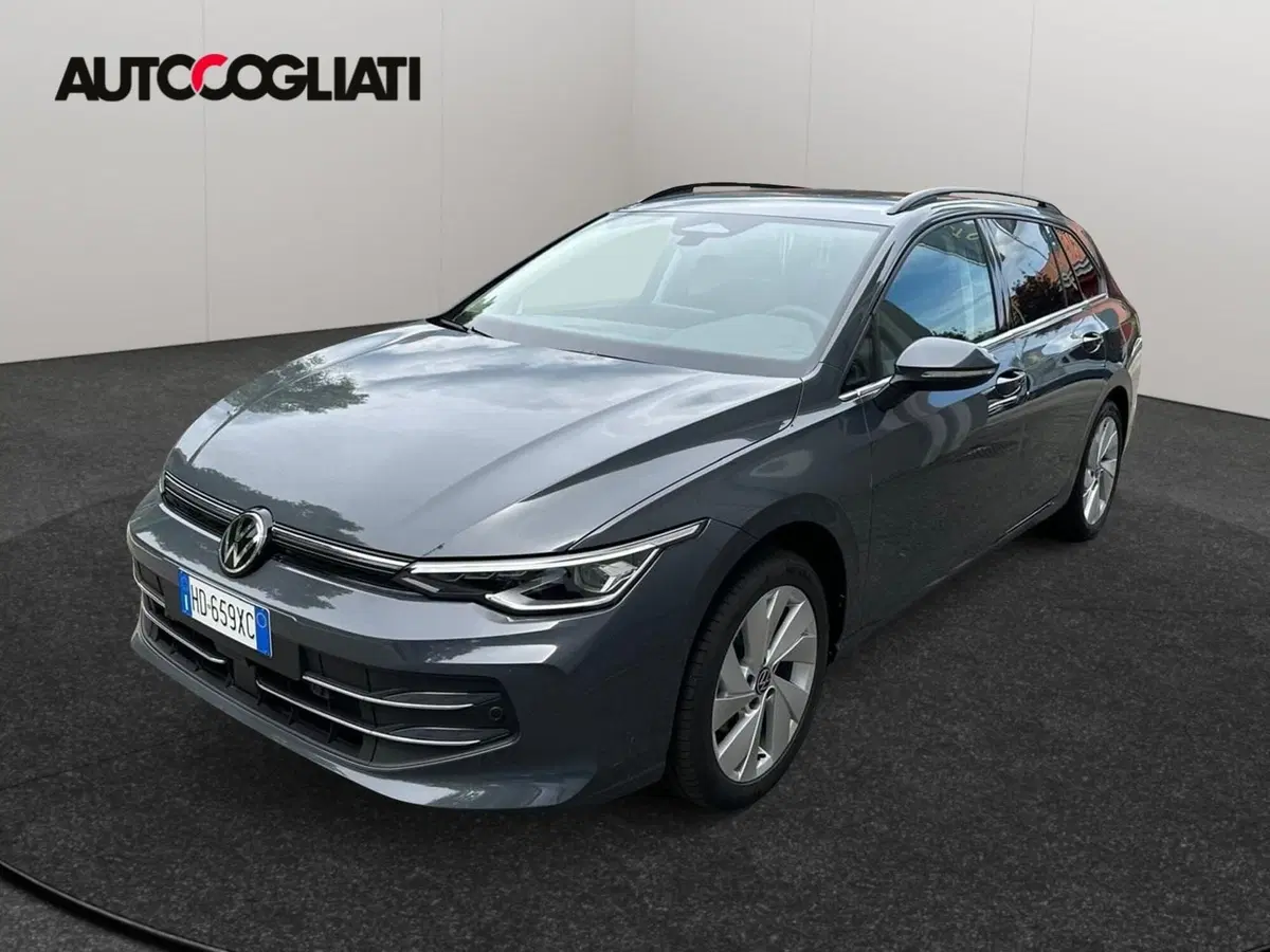 Vendo Volkswagen Golf Variant 1.5 etsi Style 115cv dsg nuova a Merate ...