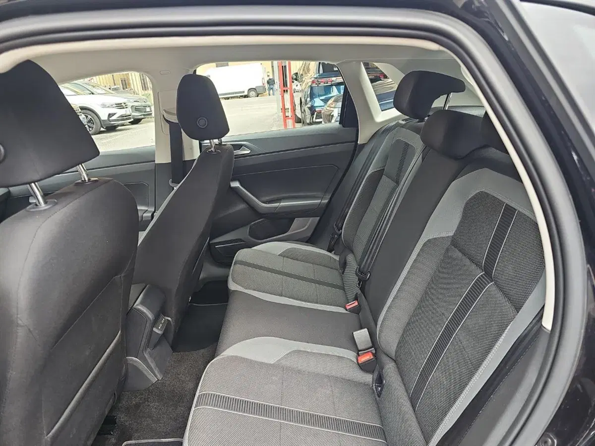 Volkswagen Polo usata a Lecco (12)