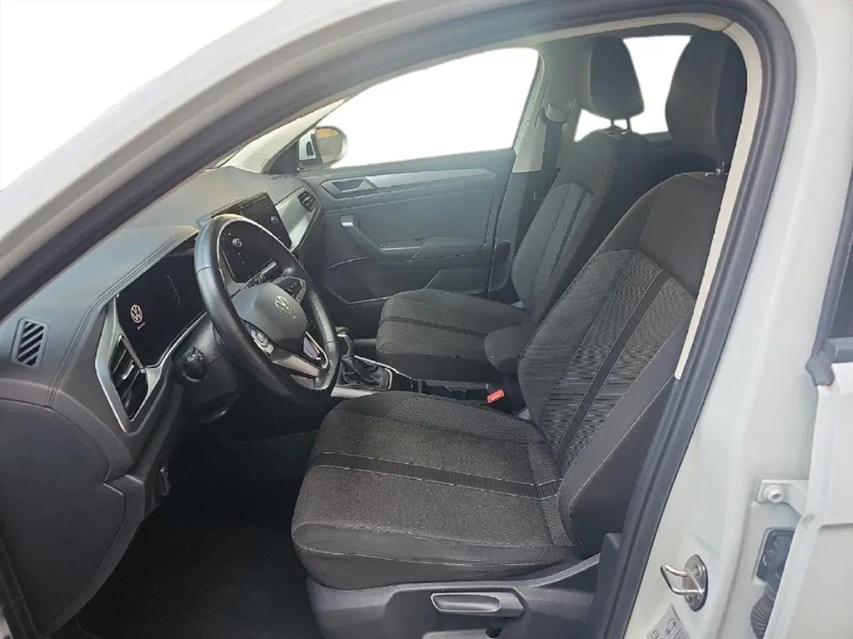 Volkswagen T-Roc usata a Lecco (9)
