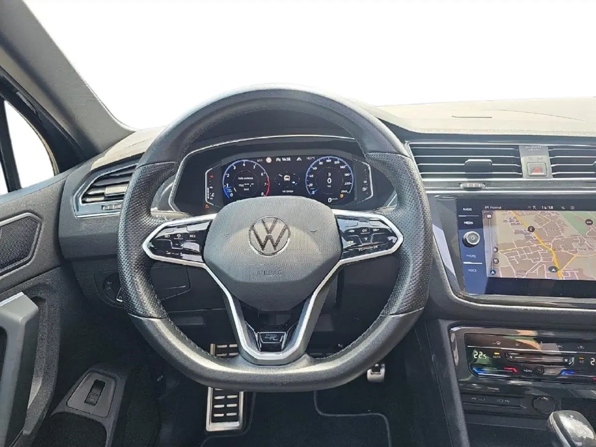Volkswagen Tiguan usata a Lecco (10)