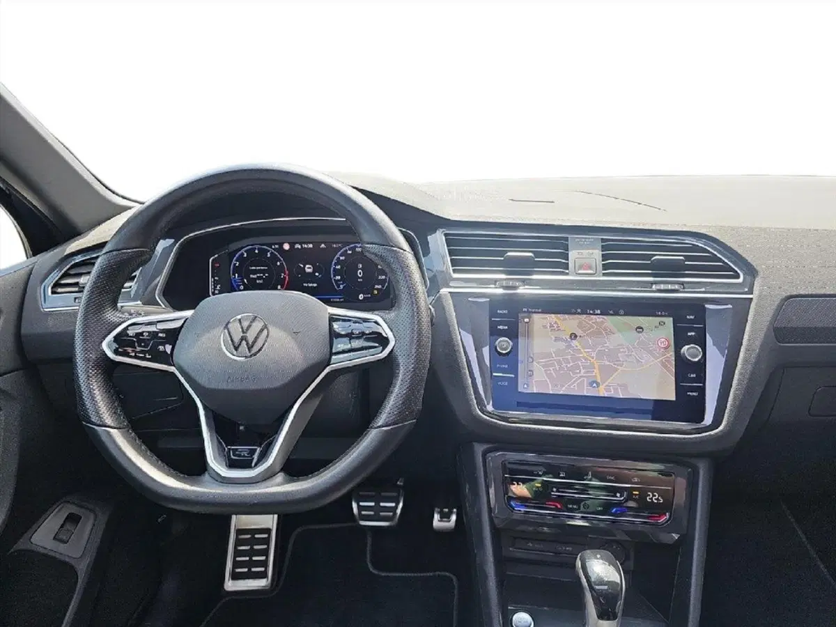 Volkswagen Tiguan usata a Lecco (11)