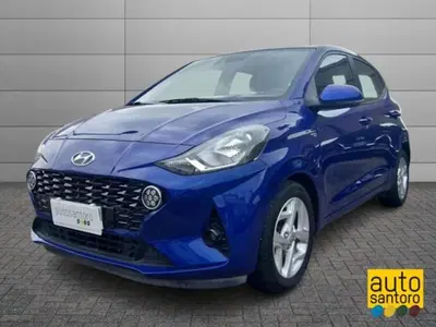 Hyundai i10 1.0 MPI Connectline del 2023 usata a Salerno