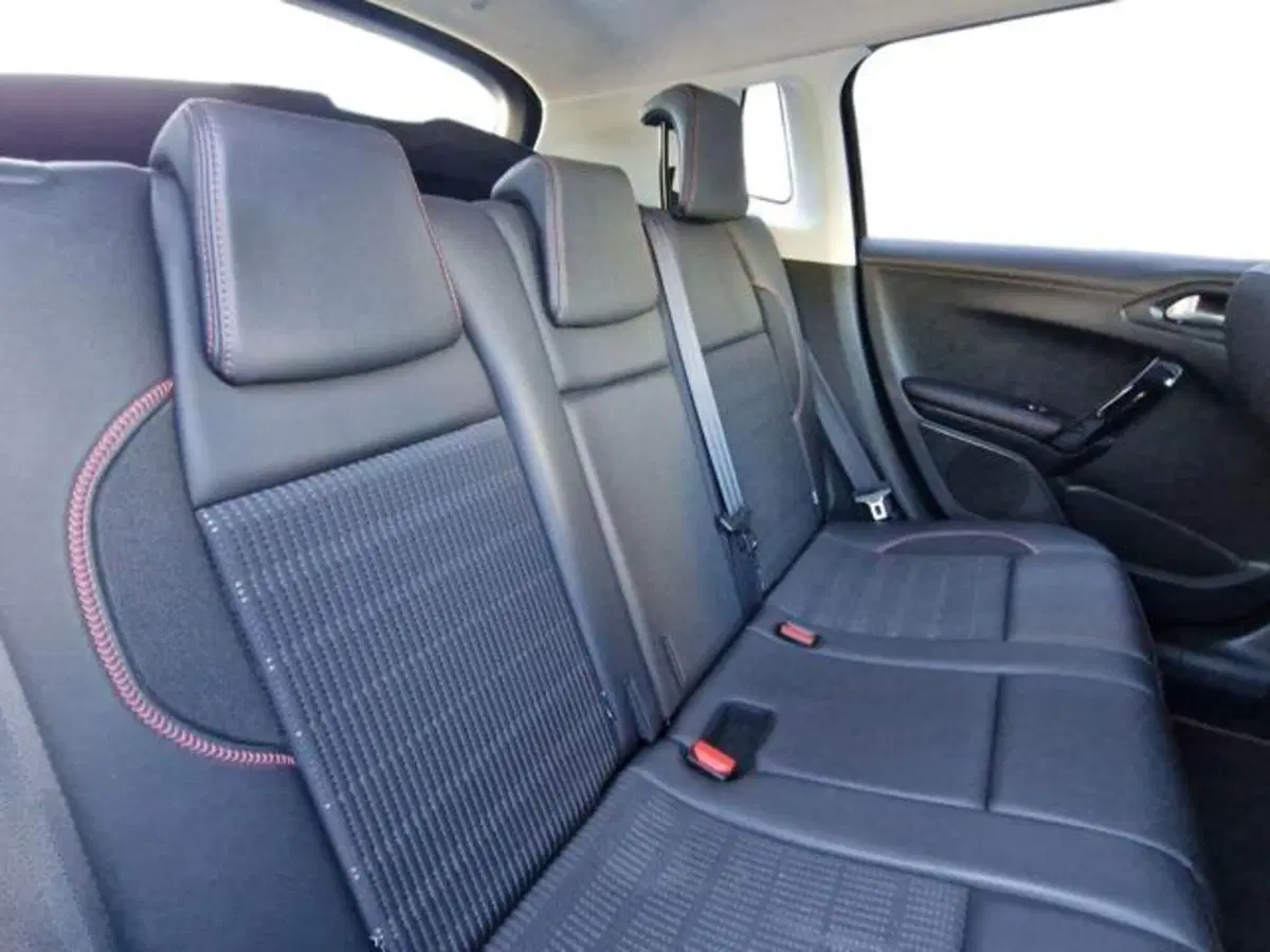 Peugeot 2008 usata a Salerno (14)