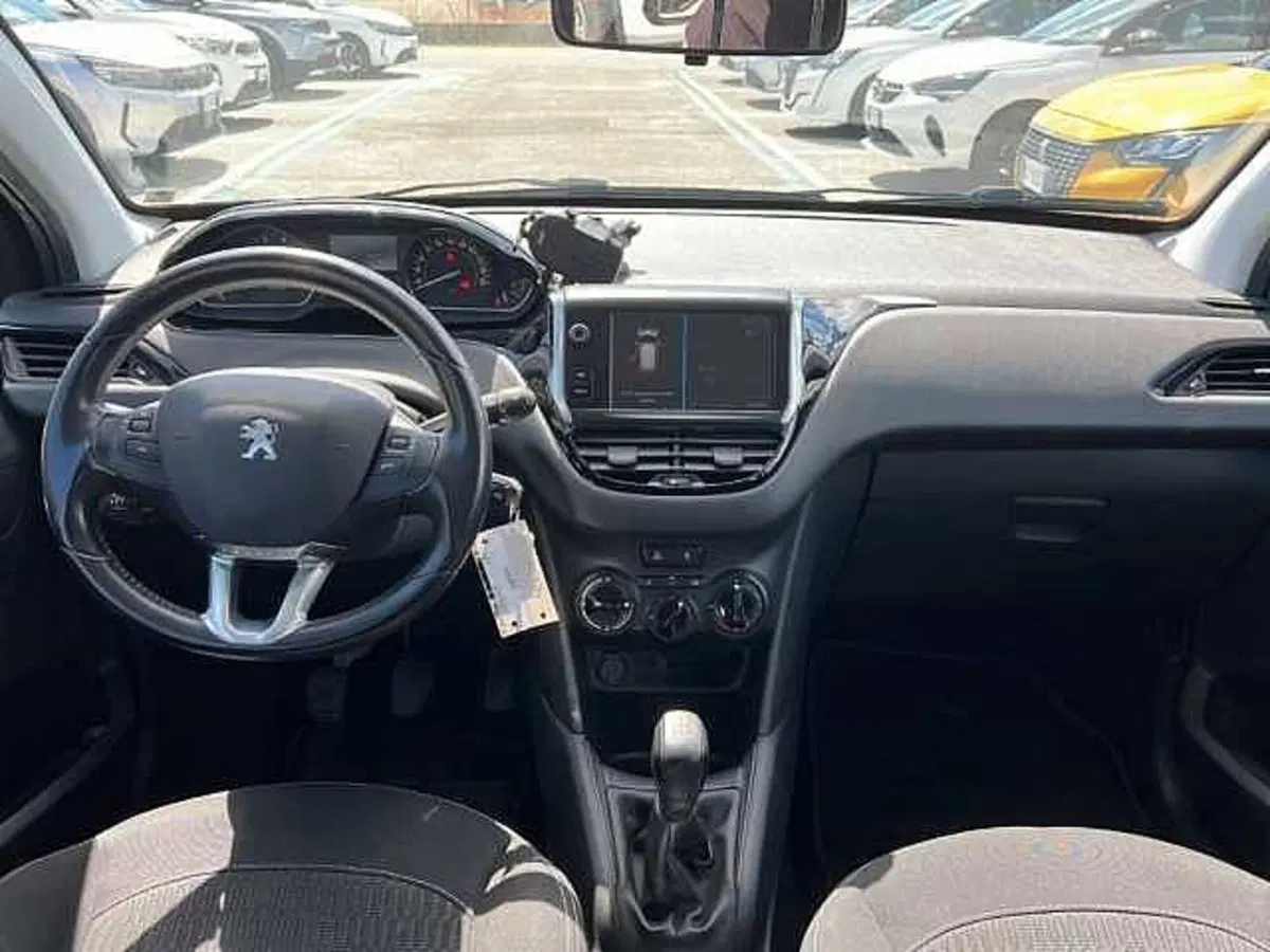 Peugeot 208 usata a Ravenna (9)
