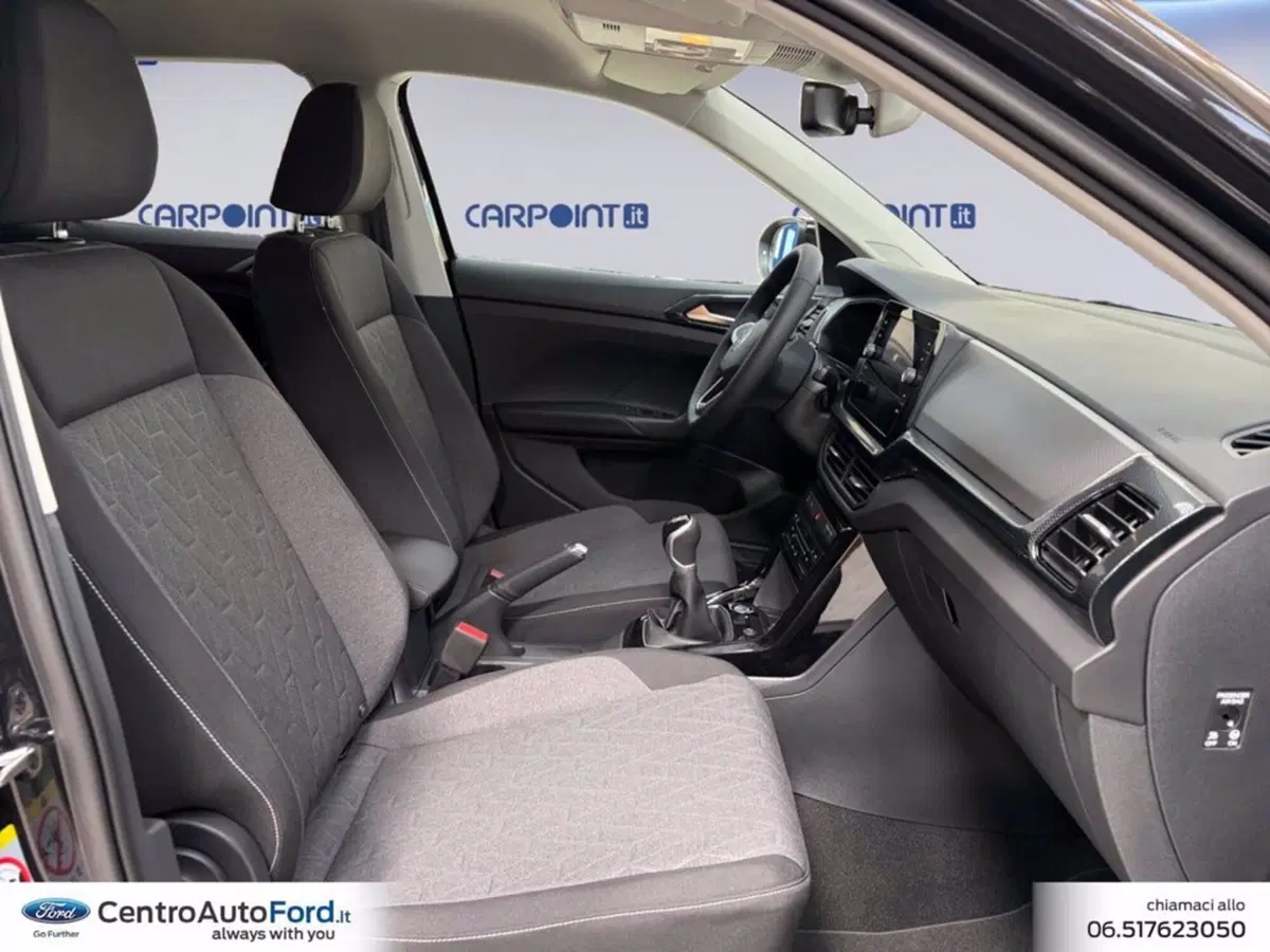 Volkswagen T-Cross nuova a Roma (15)