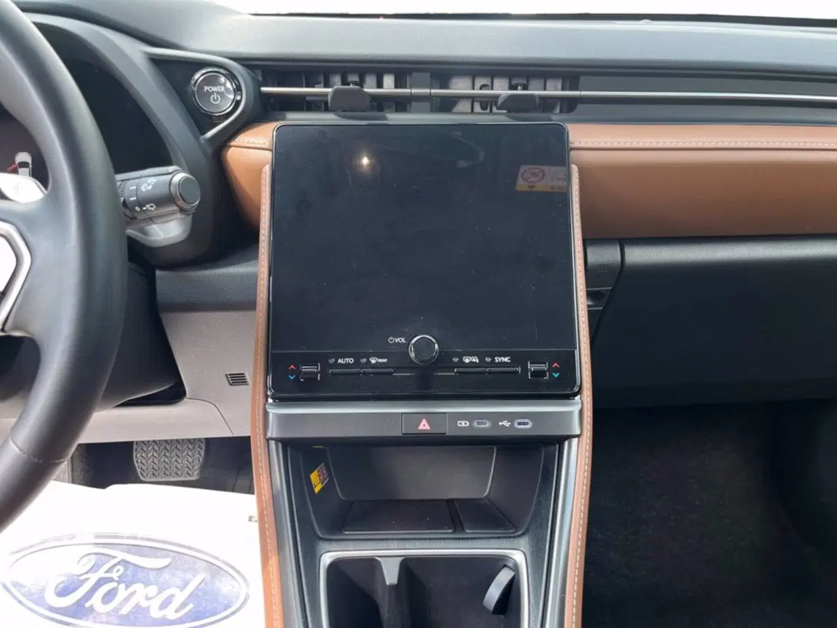 Lexus LBX usata a Milano (15)