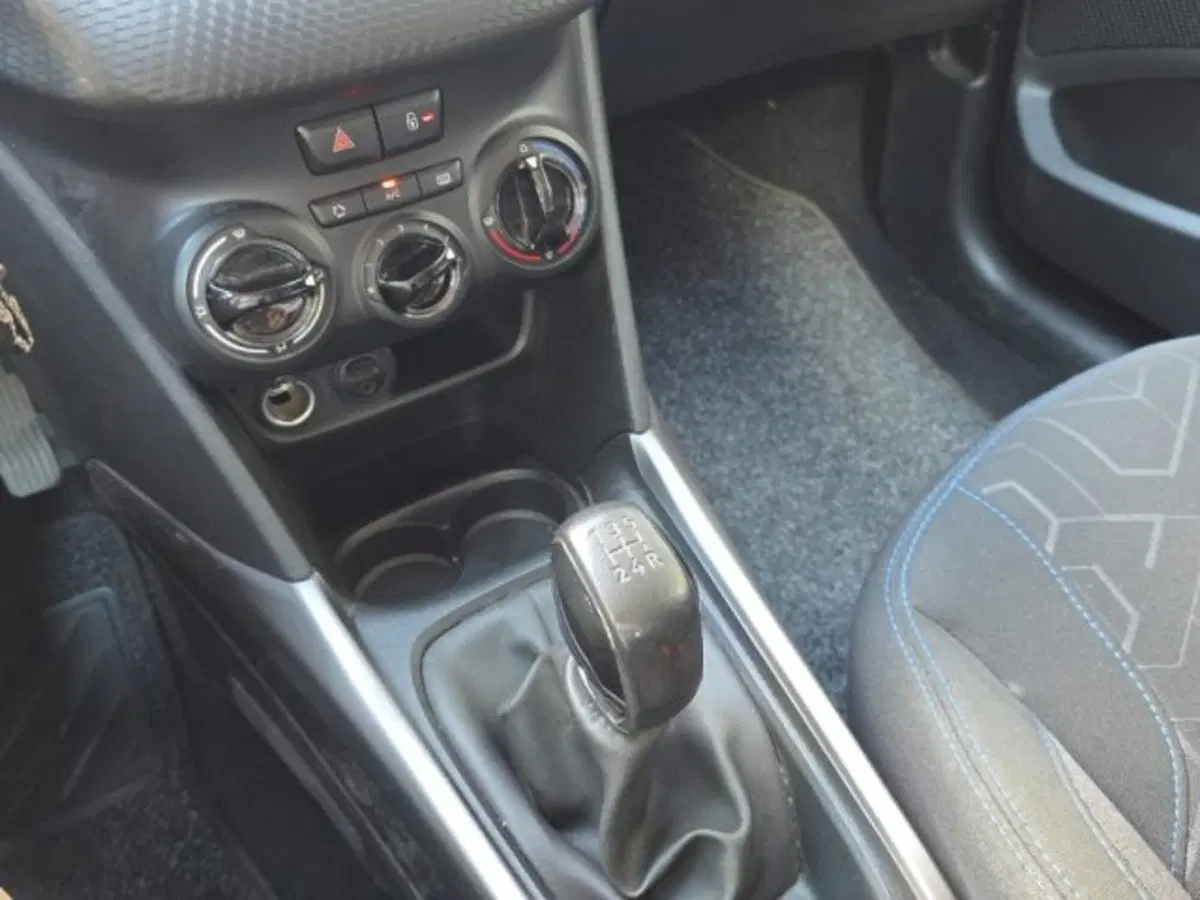 Peugeot 2008 usata a Monza e Brianza (15)