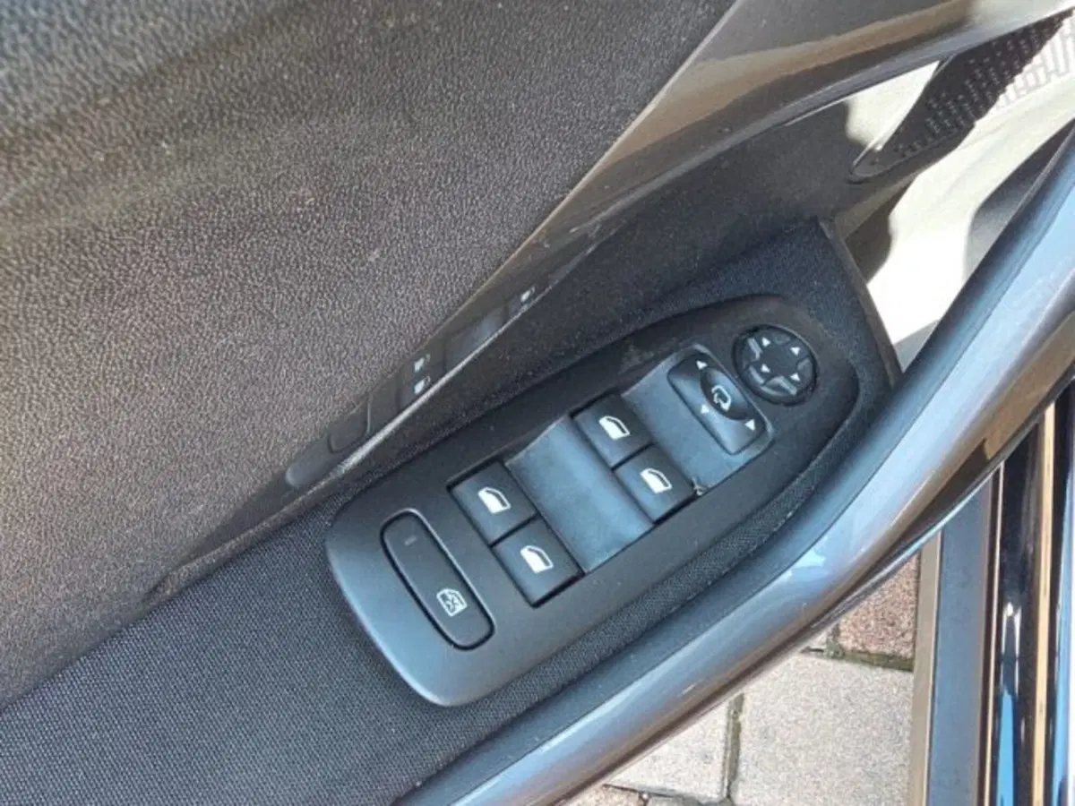Peugeot 2008 usata a Monza e Brianza (18)
