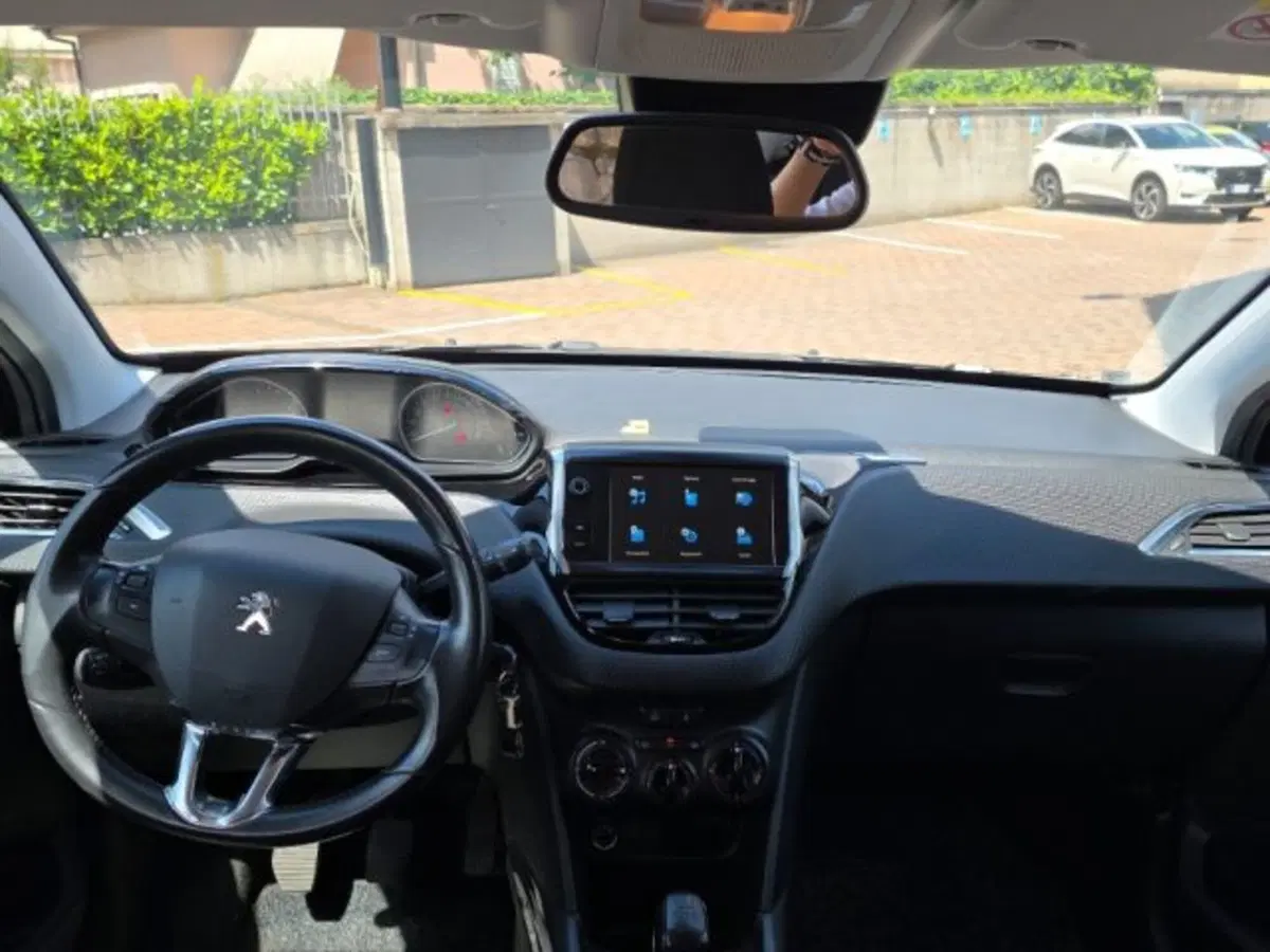 Peugeot 2008 usata a Monza e Brianza (8)