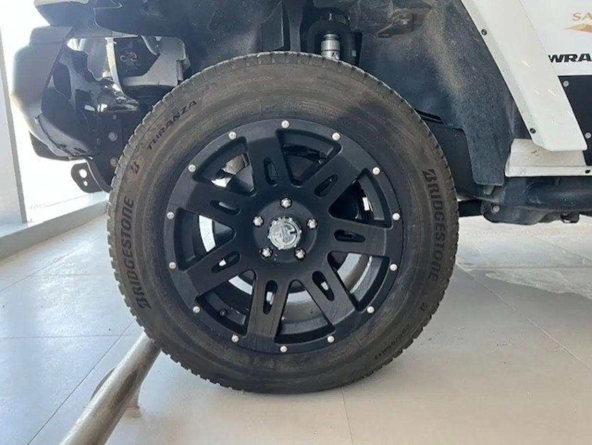 Jeep Wrangler usata a Cuneo (17)