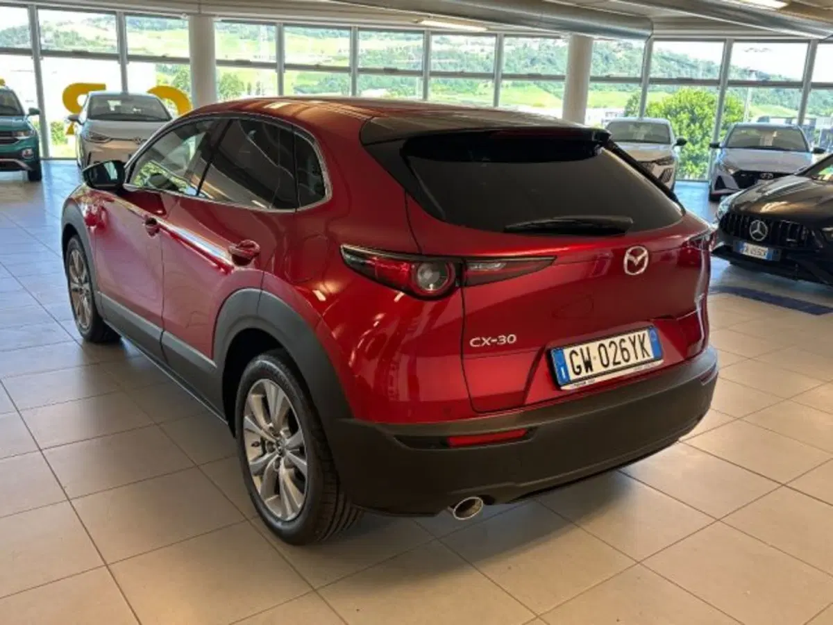 Mazda CX-30 nuova a Cuneo (5)