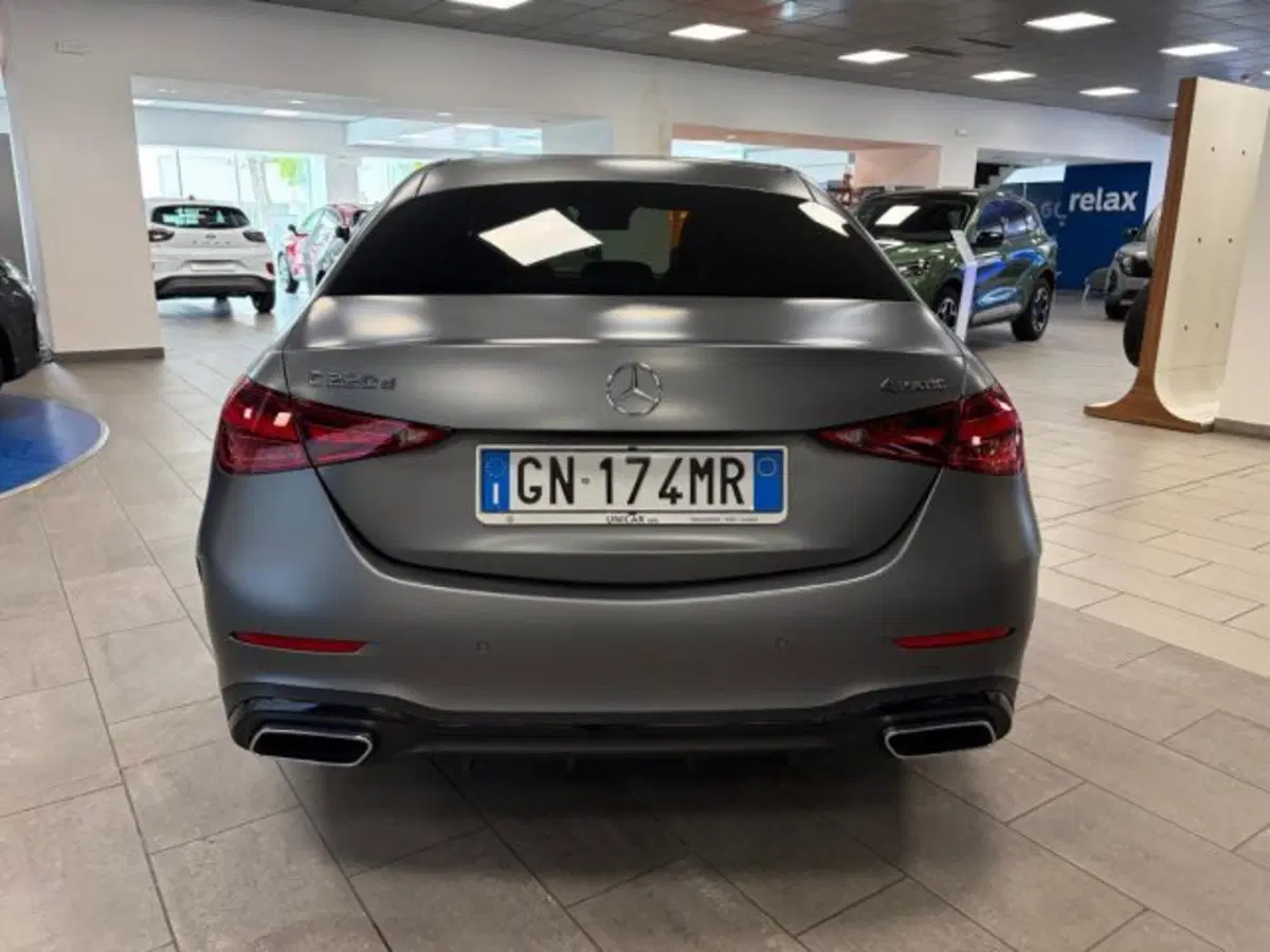 Mercedes-Benz Classe C usata a Cuneo (6)