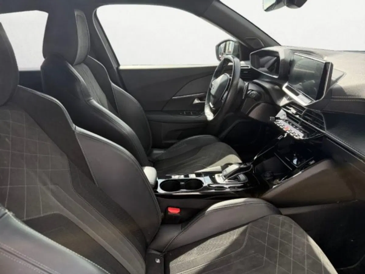 Peugeot 2008 usata a Treviso (10)
