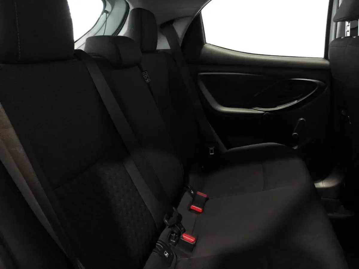 Toyota Yaris Cross usata a Torino (12)