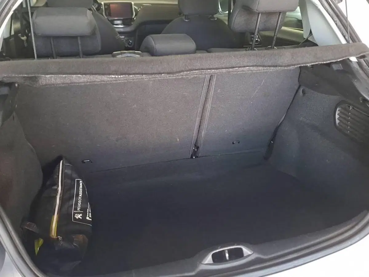 Peugeot 208 usata a Torino (14)