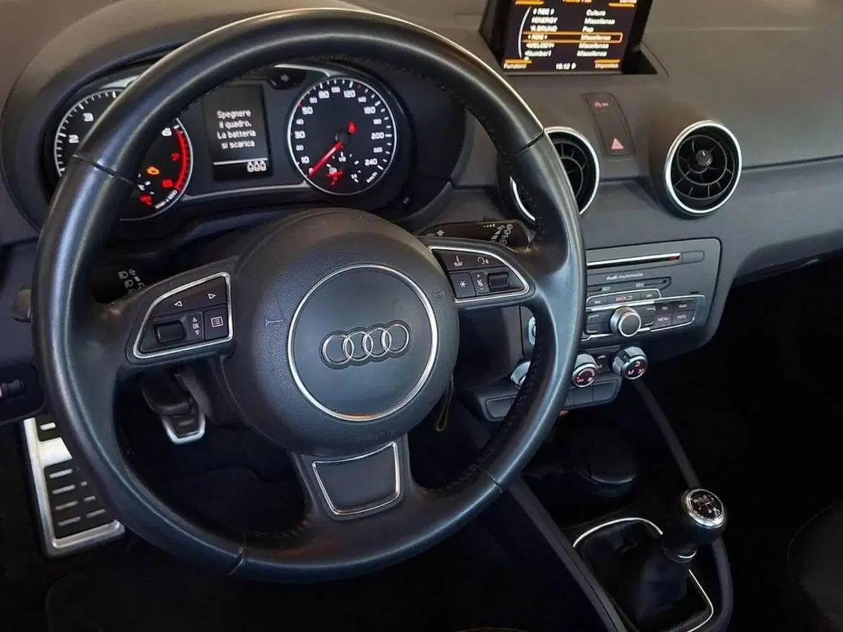 Audi A1 Sportback usata a Torino (12)