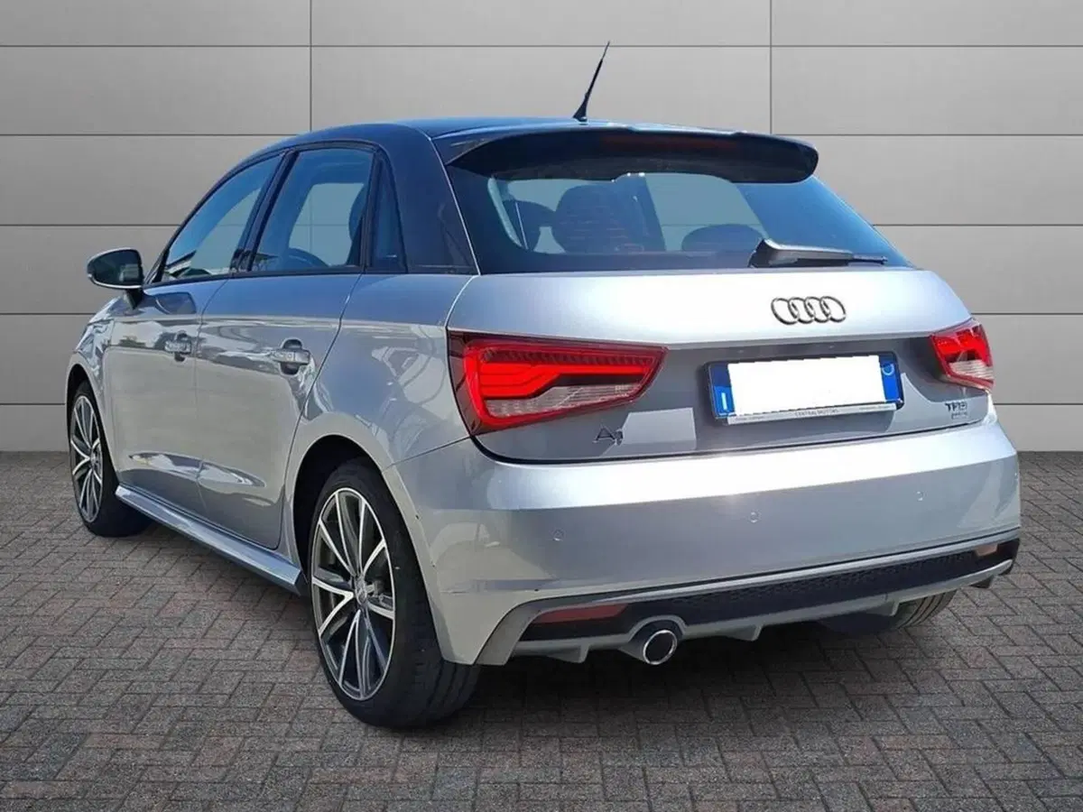 Audi A1 Sportback usata a Torino (2)