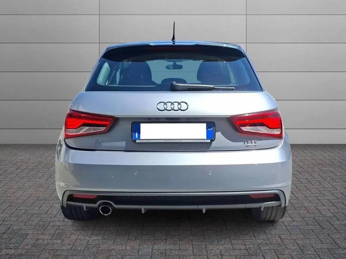 Audi A1 Sportback usata a Torino (4)
