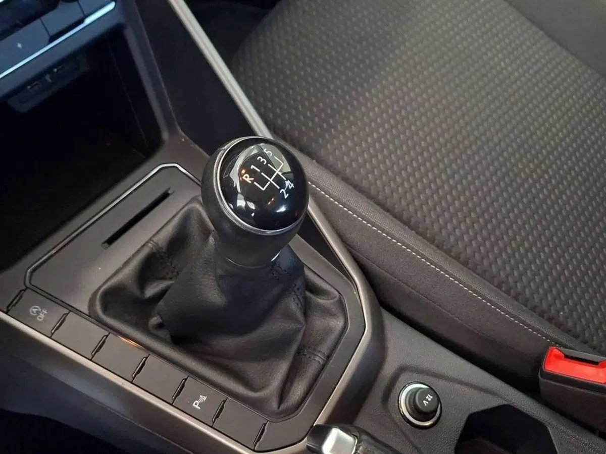 Volkswagen Polo usata a Torino (10)