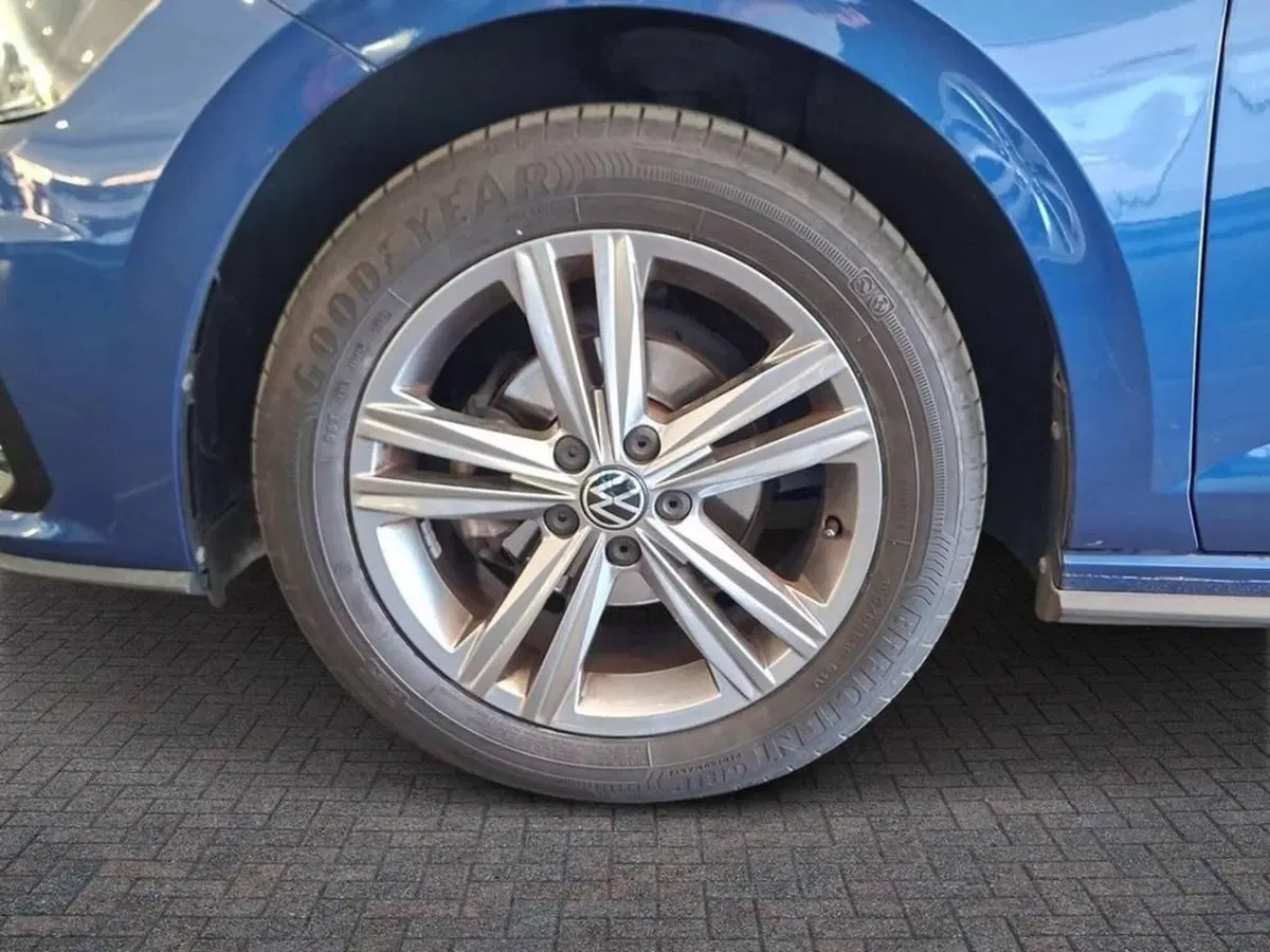 Volkswagen Polo usata a Torino (7)