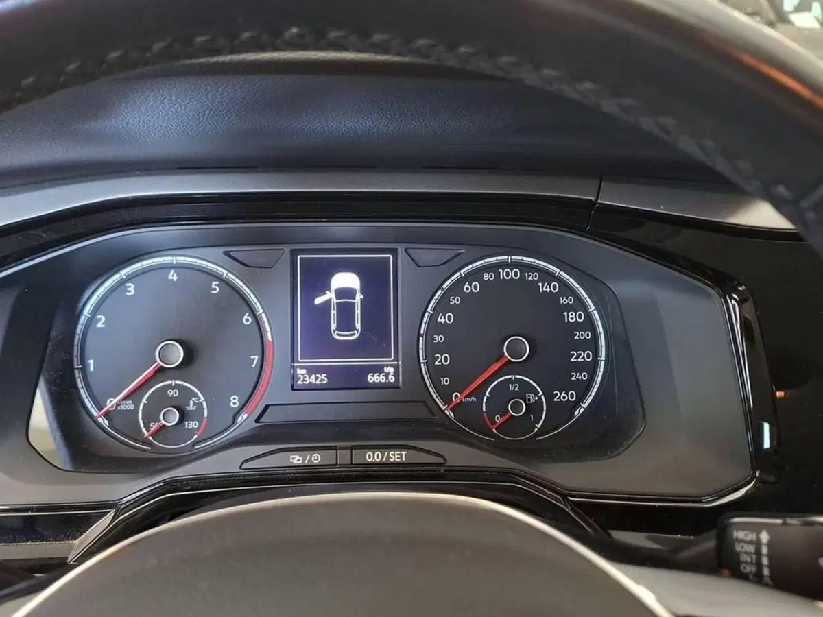 Volkswagen Polo usata a Torino (8)