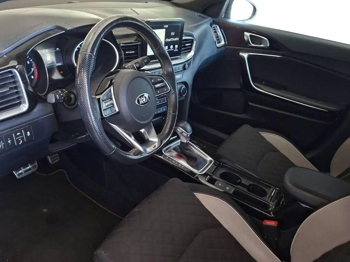 Kia Ceed usata a Torino (12)