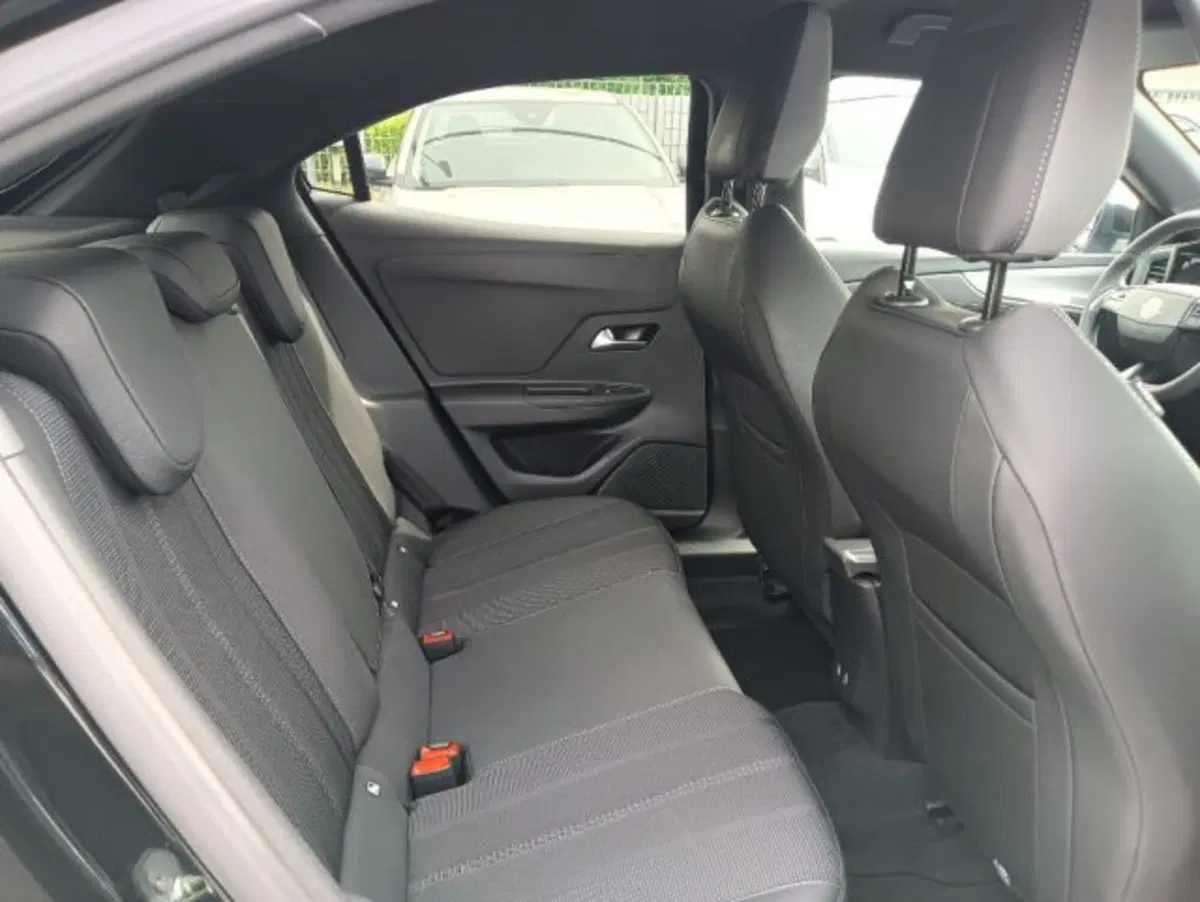 Opel Mokka nuova a Brescia (20)