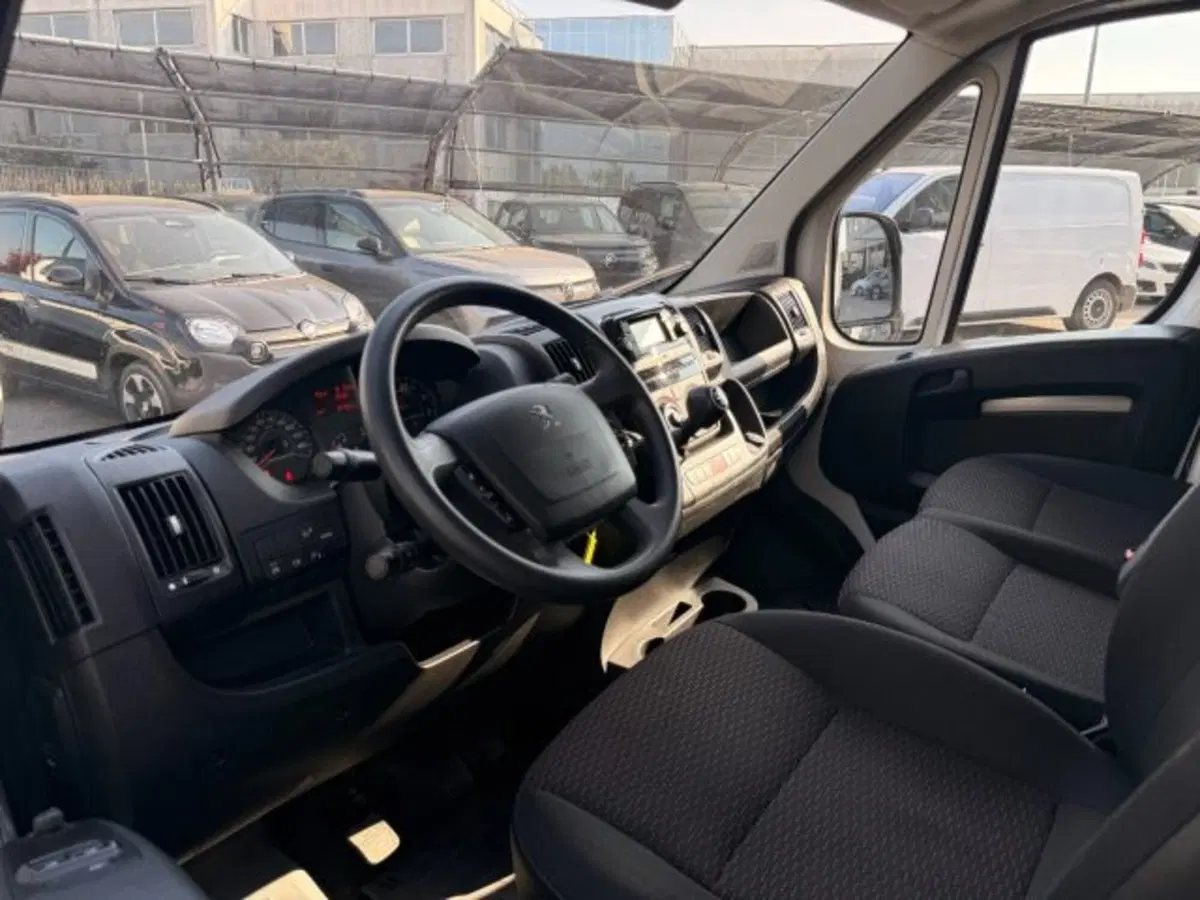 Peugeot Boxer usata a Brescia (6)