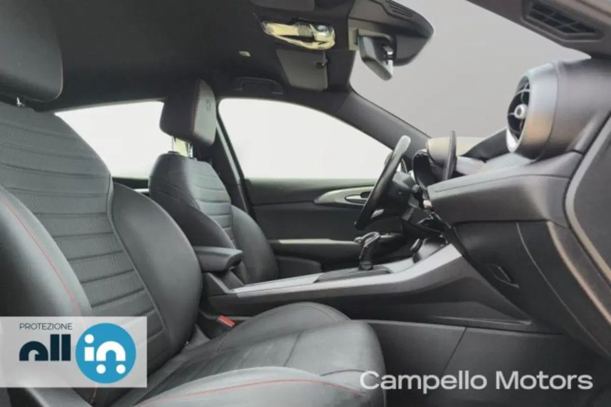Alfa Romeo Tonale usata a Venezia (15)