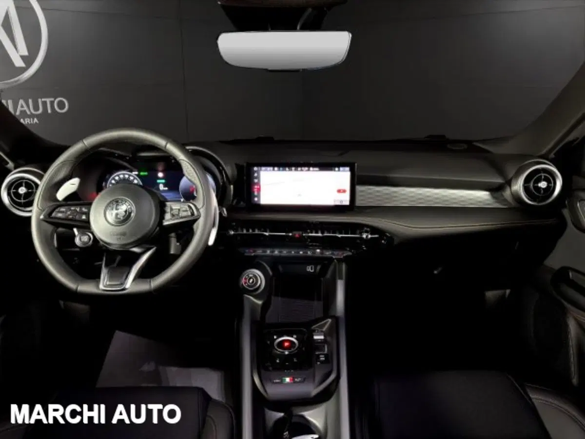 Alfa Romeo Tonale nuova a Perugia (12)