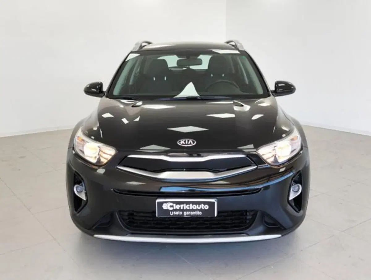Kia Stonic usata a Como (2)