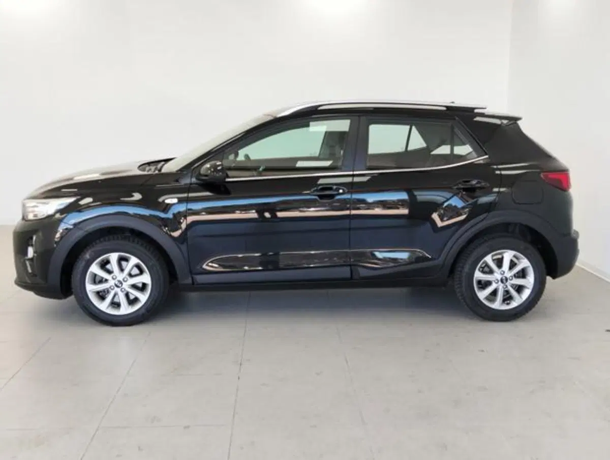 Kia Stonic usata a Como (6)