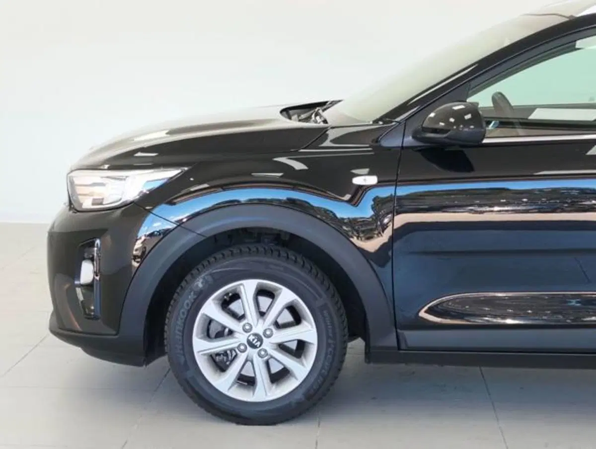 Kia Stonic usata a Como (7)